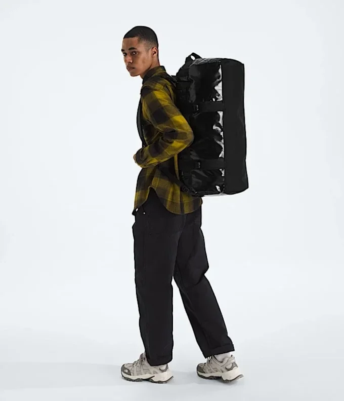 Base Camp Duffel Edición Especial – M (71 l)