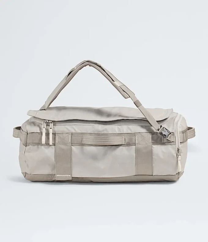 Bolsa de viaje Base Camp Voyager — 32 l