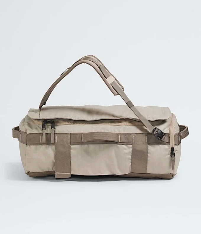Bolsa de viaje Base Camp Voyager — 32 l