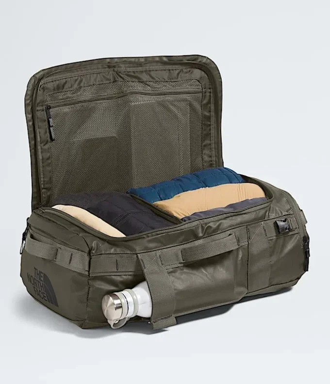 Bolsa de viaje Base Camp Voyager — 32 l