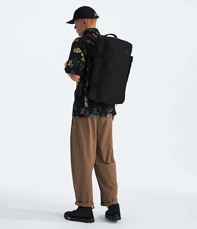 Bolsa de viaje Base Camp Voyager — 32 l