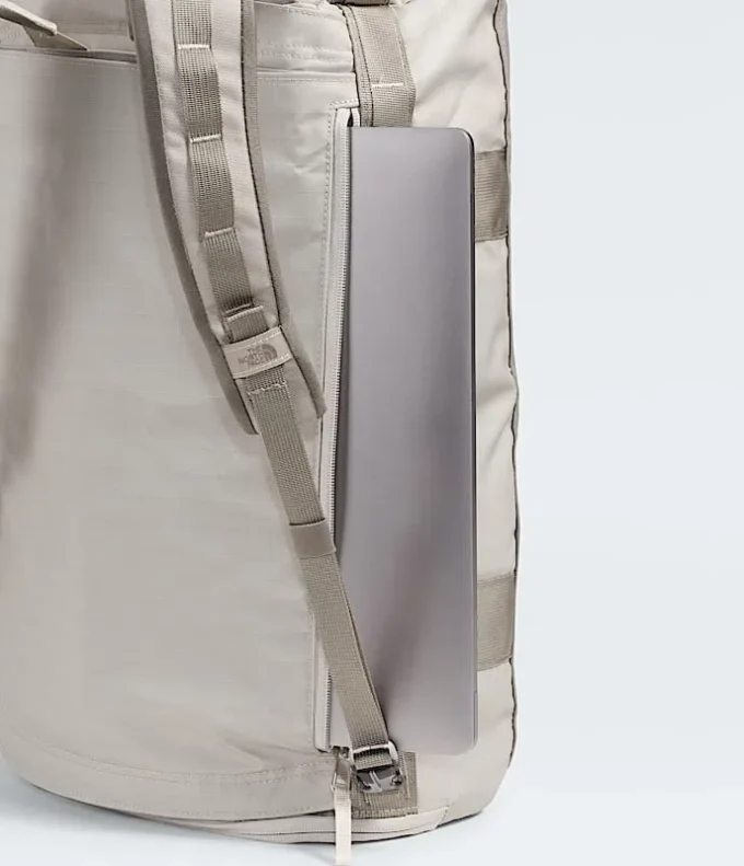 Bolsa de viaje Base Camp Voyager — 32 l