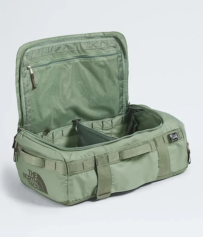 Bolsa de viaje Base Camp Voyager — 32 l