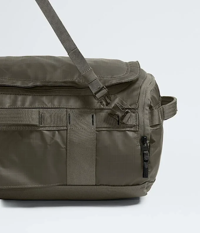 Bolsa de viaje Base Camp Voyager — 32 l