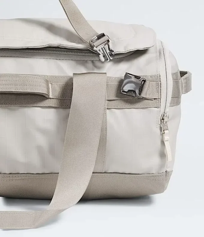 Bolsa de viaje Base Camp Voyager — 42 l