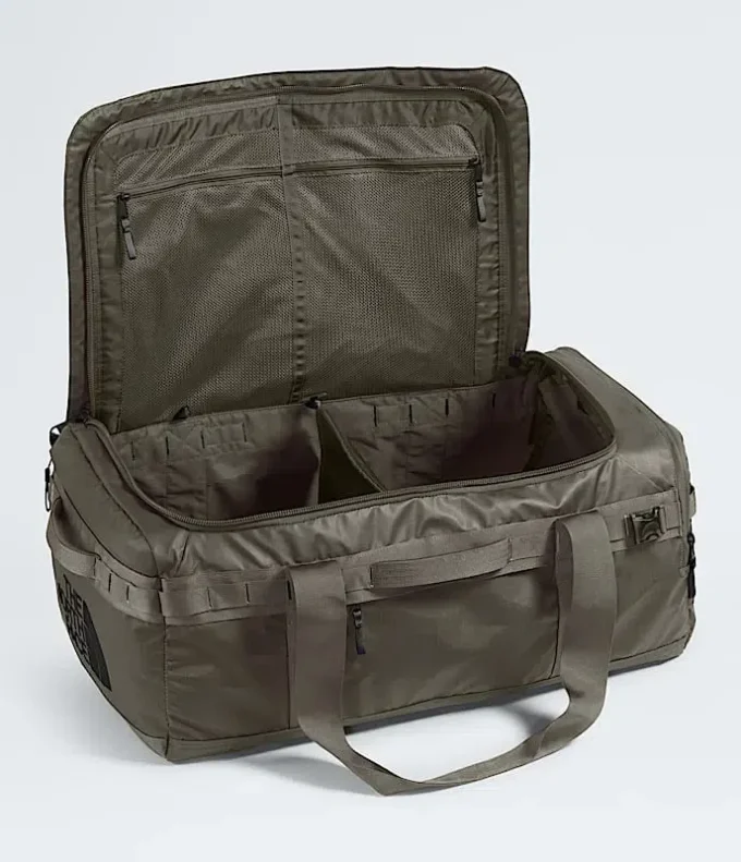 Bolsa de viaje Base Camp Voyager — 62 l