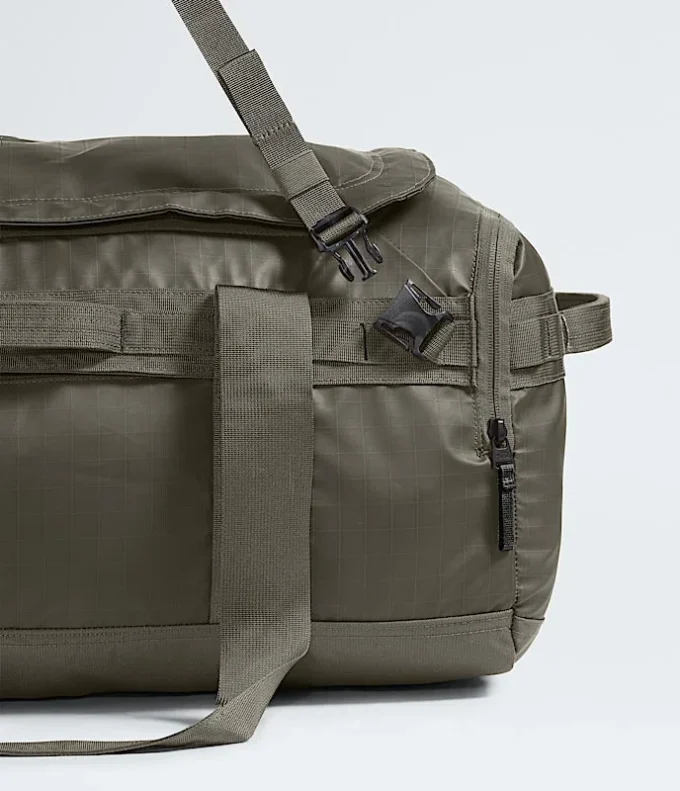 Bolsa de viaje Base Camp Voyager — 62 l
