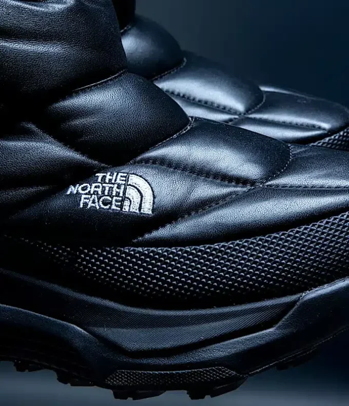 Bota híbrida de cuero Bota híbrida de cuero