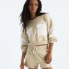 Camiseta corta oversize de felpa para mujer Camiseta corta oversize de felpa para mujer