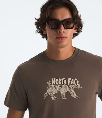 Camiseta de manga corta Evolution TNF™ Bear para hombre — Gráfico