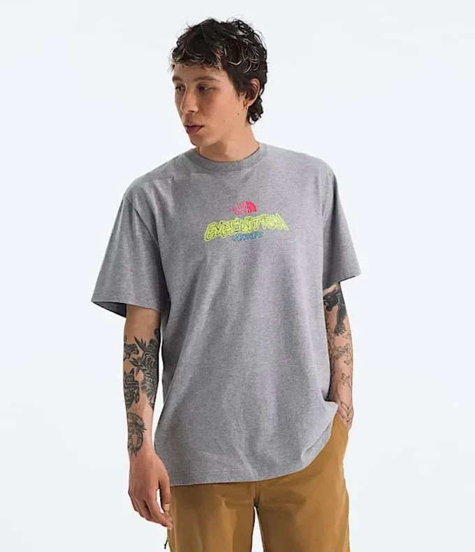 Camiseta de manga corta para hombre TNF™ Essential Expedition Series — Gráfico