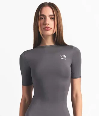 Camiseta de manga corta Refina para mujer de The North Face X SKIMS