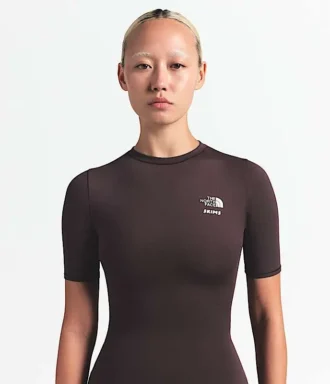 Camiseta de manga corta Refina para mujer de The North Face X SKIMS