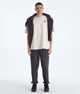 Camiseta de manga corta TNF™ Red Box para hombre