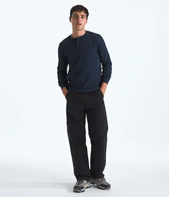 Camiseta de manga larga con cuello henley para hombre