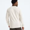 Camiseta de manga larga con cuello henley para hombre