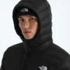 Chaqueta clásica con capucha para hombre Chaqueta clásica con capucha para hombre