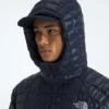 Chaqueta con capucha THERMOBALL™ para hombre