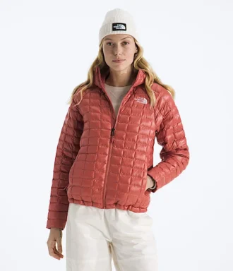 Chaqueta con capucha THERMOBALL™ para mujer