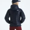 Chaqueta con capucha THERMOBALL™ para mujer Chaqueta con capucha THERMOBALL™ para mujer