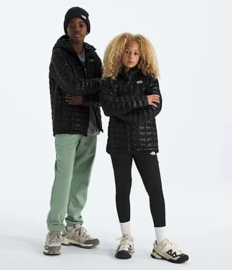 Chaqueta con capucha THERMOBALL™ para niño y niña