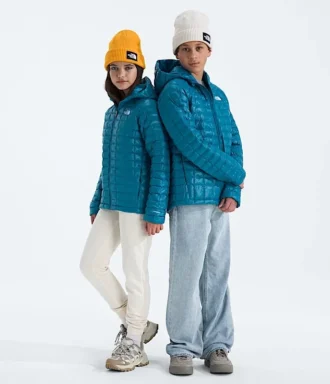 Chaqueta con capucha THERMOBALL™ para niño y niña