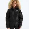 Chaqueta con capucha THERMOBALL™ para niño y niña