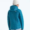 Chaqueta con capucha THERMOBALL™ para niño y niña