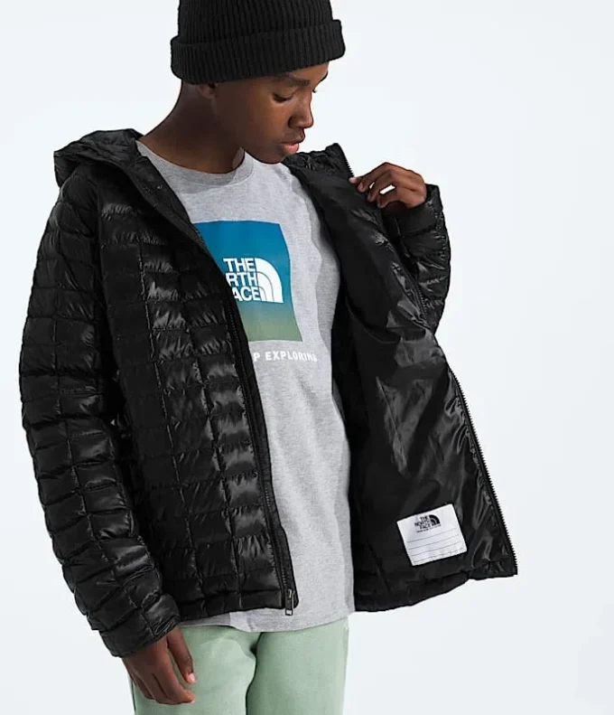 Chaqueta con capucha THERMOBALL™ para niño y niña