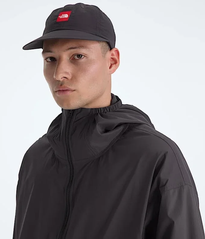 Chaqueta cortavientos con capucha plegable TNF™ Red Box para hombre Chaqueta cortavientos con capucha plegable TNF™ Red Box para hombre