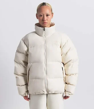 Chaqueta Nuptse 1996 de The North Face X SKIMS