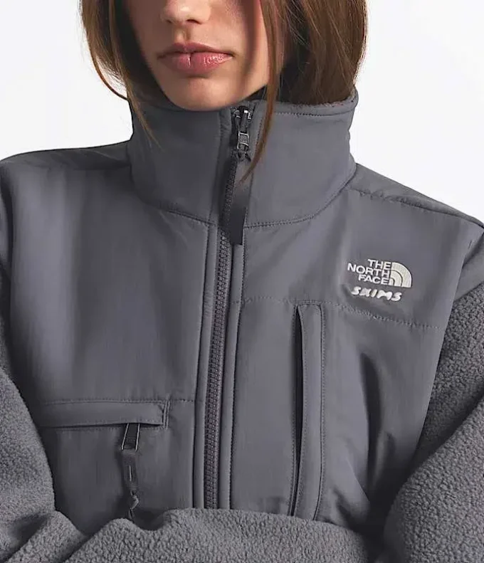 Chaqueta polar Denali 1995 de The North Face X SKIMS Chaqueta polar Denali 1995 de The North Face X SKIMS