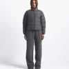 Chaqueta retro Nuptse 2000 para mujer de The North Face X SKIMS Chaqueta retro Nuptse 2000 para mujer de The North Face X SKIMS