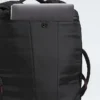 Equipo para campamento base y mochila para botas