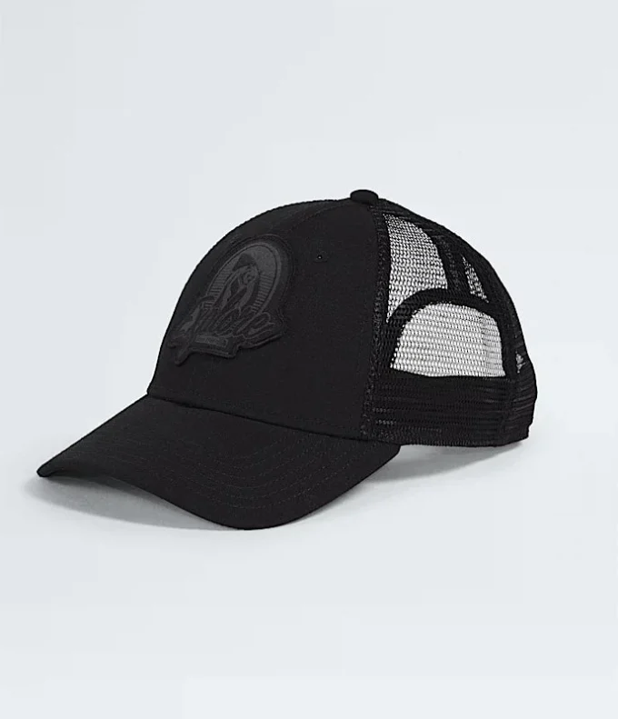 Gorra Mudder Trucker con gráfico