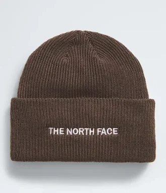 Gorro urbano bordado
