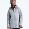 Parka con capucha THERMOBALL™ para mujer