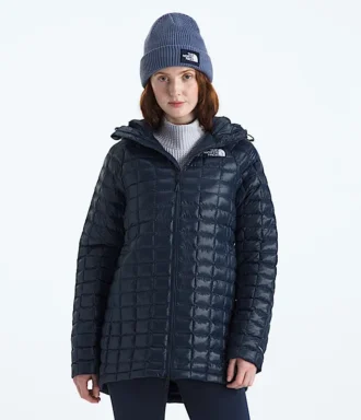 Parka con capucha THERMOBALL™ para mujer