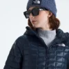 Parka con capucha THERMOBALL™ para mujer