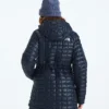 Parka con capucha THERMOBALL™ para mujer