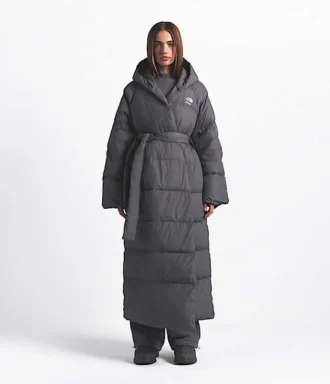 Parka envolvente Nuptse para mujer de The North Face X SKIMS