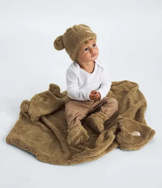 Set de gorro y bufanda para bebé